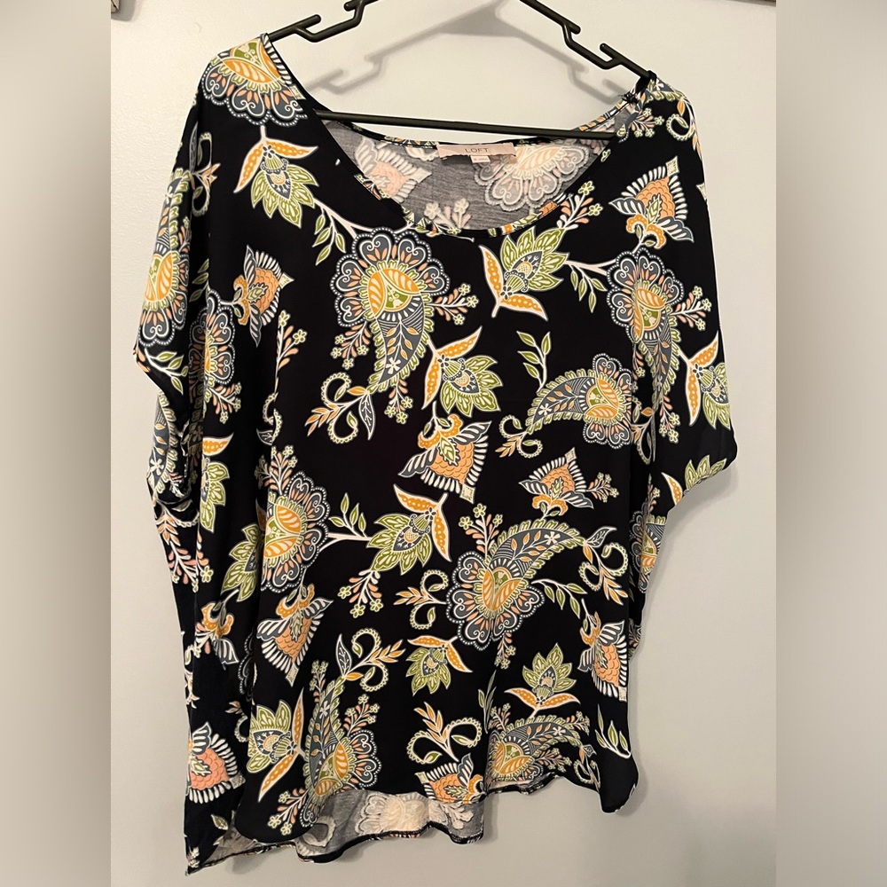 LOFT navy paisley print top sz XL